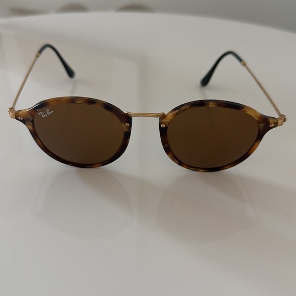Ray-Ban Tortoise Shell round sunglasses unisex 🧡 - Picture 2 of 5